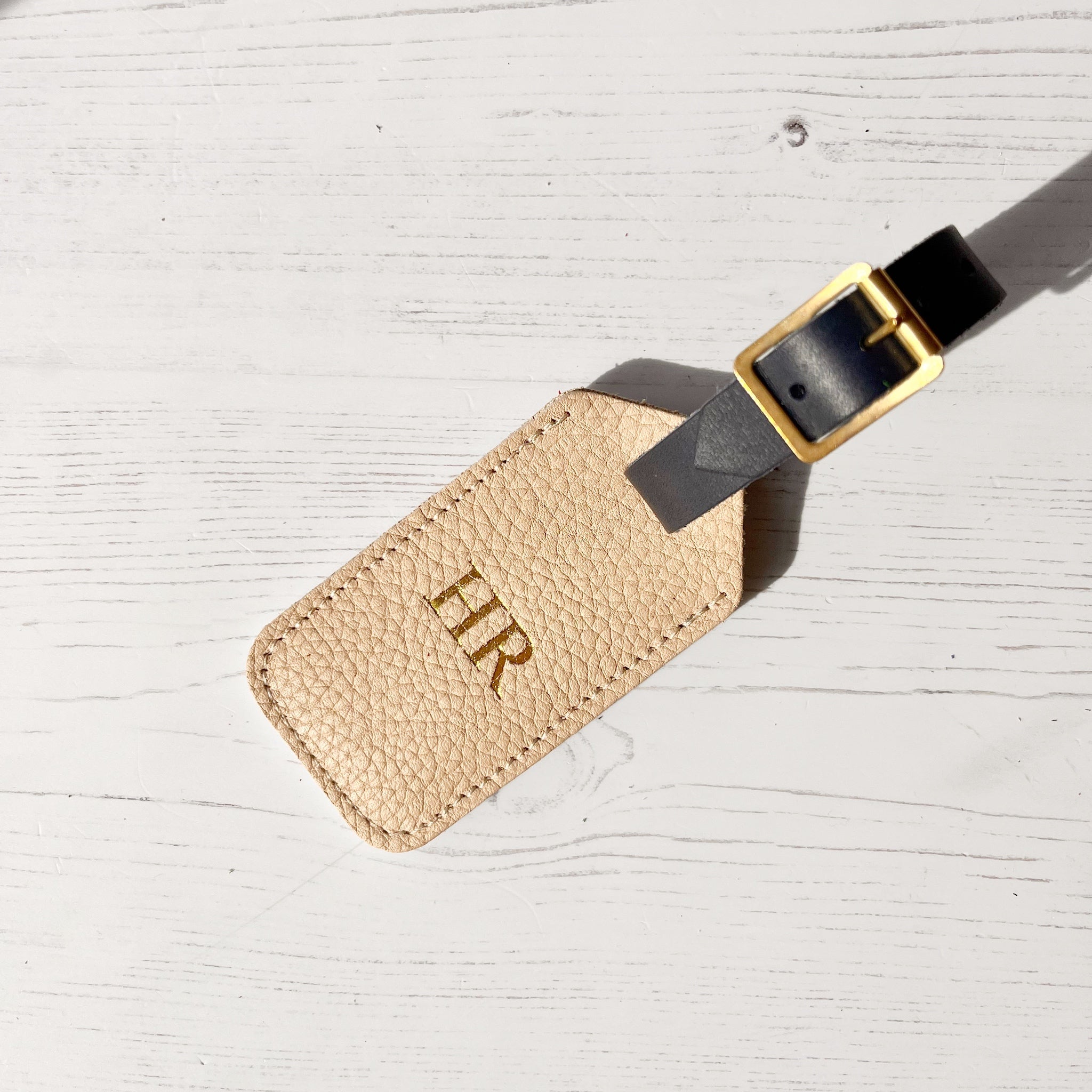 Luxury leather luggage tags online